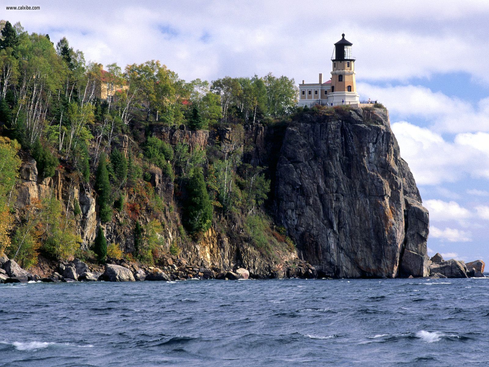 split-rock-lighthouse-from-a-distance